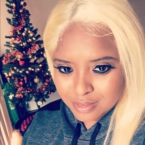 Meet your Posher, Latonya